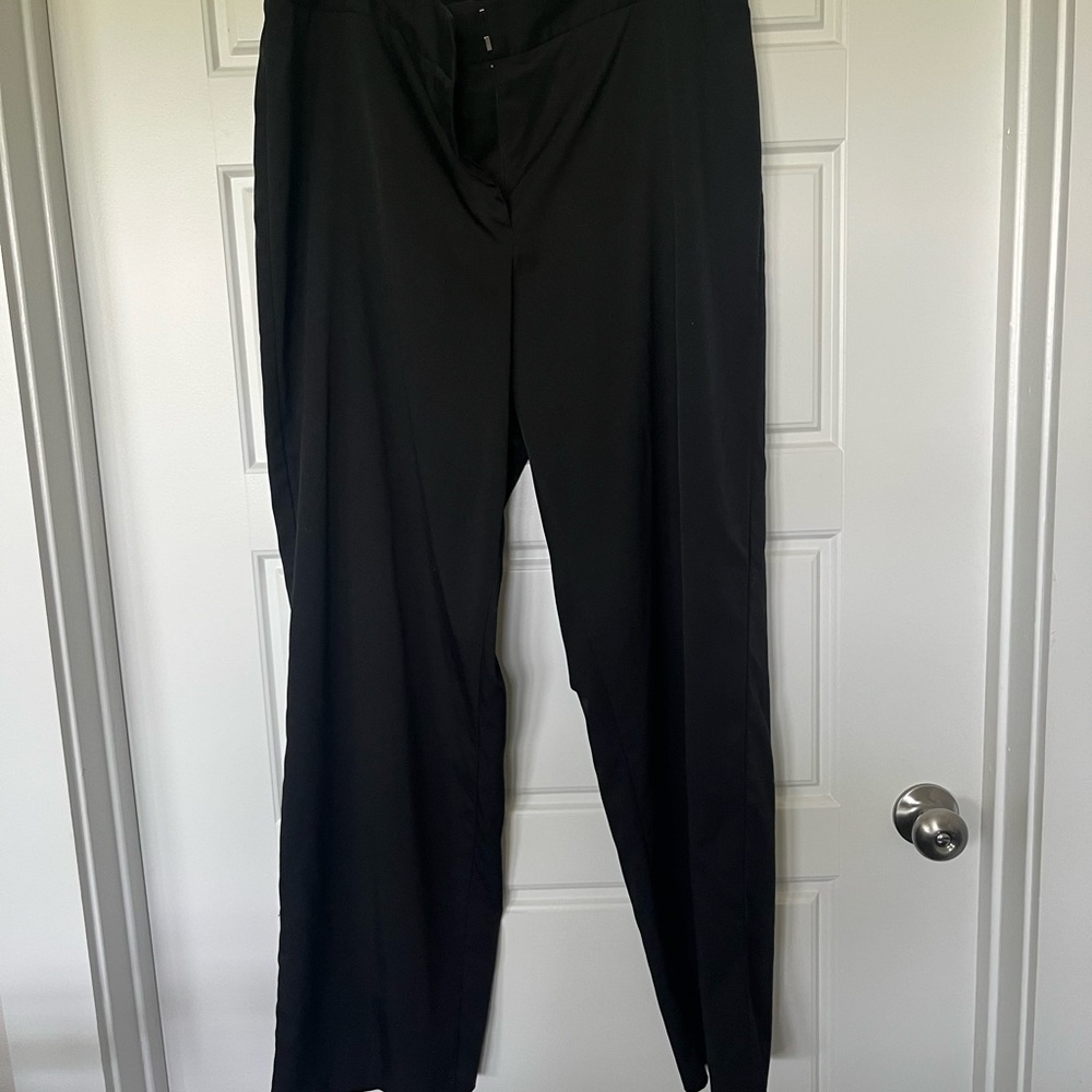 Alia Black Trousers Classic Straight-Leg